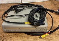 Magnavox, DVD player with cords