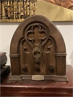 Vintage amfm radio