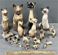 Art Pottery & Ceramic Siamese Cat Figures