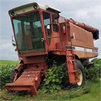 IH 1440 Combine - Salvage Only -