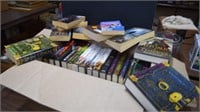 Box of Hardback & Paperback Books