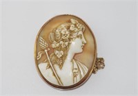 Vintage 15ct gold cameo of female figure