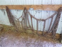Tractor tire chains (approx. 22" W x 8' L)