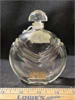 Magie Noire perfume bottle