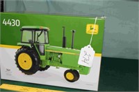 1:16 JOHN DEERE 4430 W/ CAB & WTS -NIB