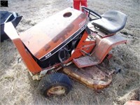 IH Cub Cadet 682 riding lawn mower