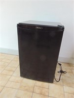 Danby Bar / Apartment Black Fridge,