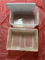 2 Clear Plastic Totes Only 1 Has A Lid