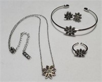 Jilzarah Set Inlaid Necklace Bracelet Earrings