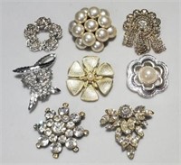 Lot Vintage Costume Jewelry Brooched Pins