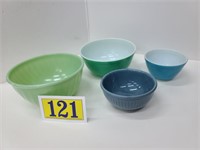 2 Pyrex Mixing Bowls, 1 Fire King, 1 Pottery