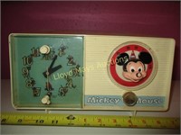 Mid Century GE Mickey Mouse Table Clock Radio