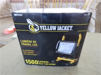 YELLOW JACKET LED WORK LIGHT 1500 LUMENS