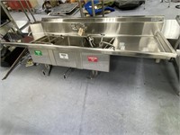Commercial Dishwasher w/3-Compartment Sink