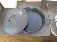 Puritan 10 cast iron fry pan w/ lid