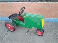 OLIVER 70 Row Crop Toy Pedal Tractor( Metal)