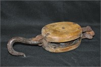 Primitive Oak oval wooden pulley
