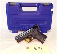 S&W M&P 9c 9mm Compact in case