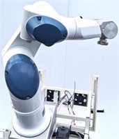 Staubli 6 axis TX60 robot arm / CS8C robot control