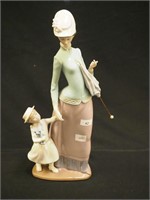 14 1/4" Lladro figurine woman with girl holding