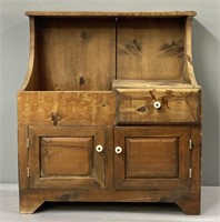 Wood Child's Size Dry Sink
