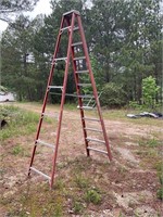 12’ fiberglass ladder