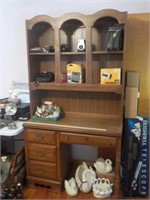 Bassett desk w/ bookcase top