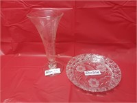 2 pieces of clear etched glass, plate and vase