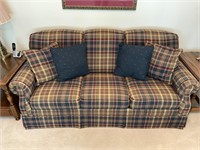 Quality Flexsteel Sofa with Pull Out Bed