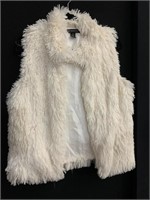 FAUX FUR VEST WHITE INC.