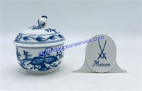 Meissen Porcelain of Germany Blue Onion #821