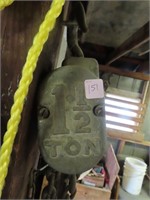 1 1/2 ton Chain Hoist