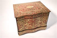 BOULLE MARQUETRY DISPLAY BOX