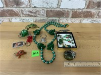 Frog jewelry, key chains & mini box