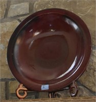 DECORATIVE POTTERY PLATE & STAND