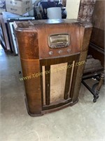 Antique radio