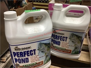 2 Perfect Pond Fertilizer Gallon Jugs