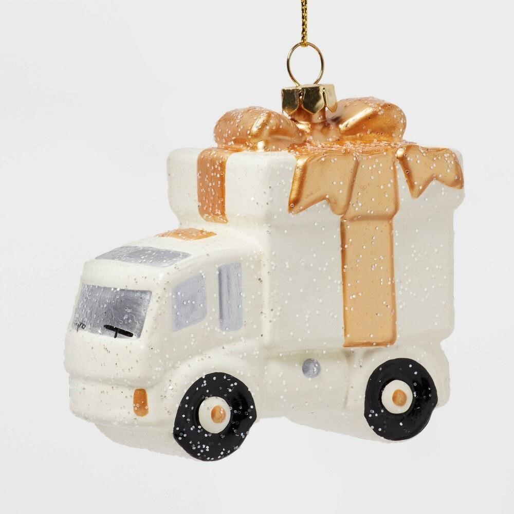 $3  WONDERSHOP Delivery Truck with Gift Ornament