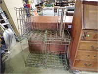 3 METAL WIRE STANDS