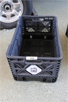 Storage tote