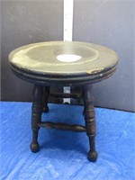 CHILD'S STOOL