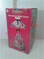 Vintage dollite decorative table lamp