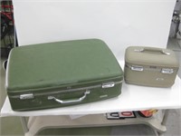Lot Of 2 American Tourister Hard Sided Luggage