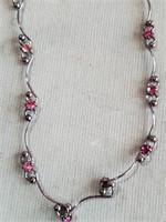 Elegant silver tone necklace w pink gemstones