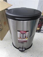 Department 74 Oval Step Trash Can