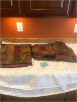 Table runner and 12 placemats #109