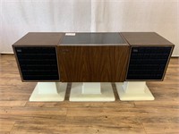 Mid Century Allegro by Zenith Stereo w/Speakers