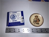 Hummel Doll Bath #1295 small plate