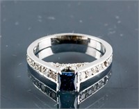 14k White Gold Blue &White Diamond Ring CRV$6875