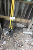 FIBERGLASS POST HOLE DIGGERS